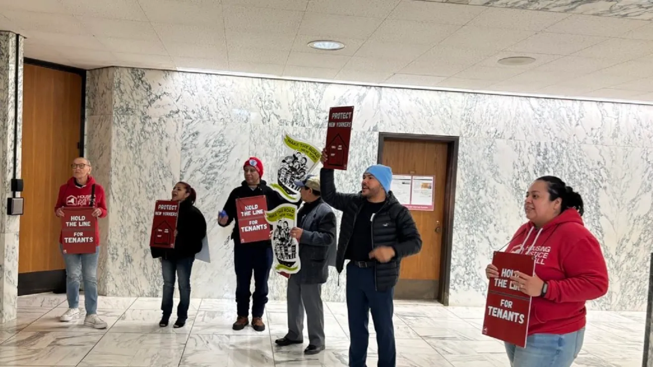 Make-The-Road-NY-en-albany