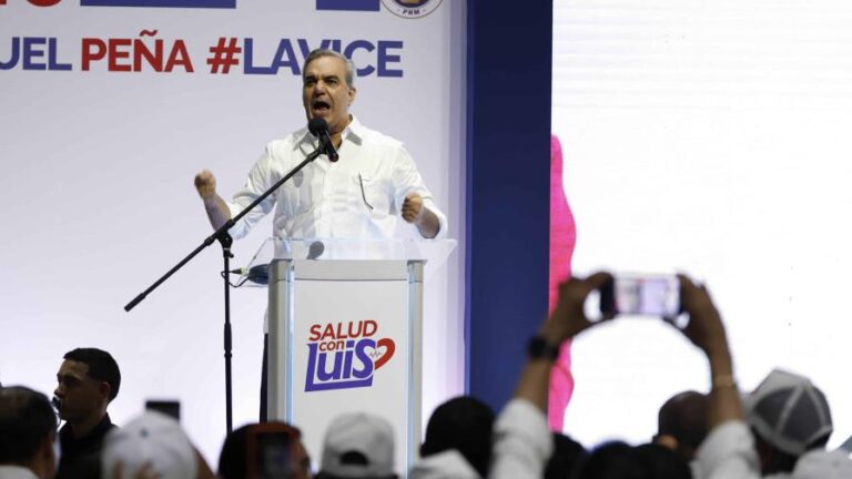 movimientos-de-salud-y-policias-apoyan-a-luis-abinader-focus-min0.28-0.5-896-504