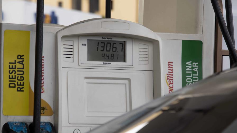 1052023---rebaja-a-precios-de-gasolina---foto-matias-boncosky6-98f90bf2-focus-min0.12-0.45-896-504