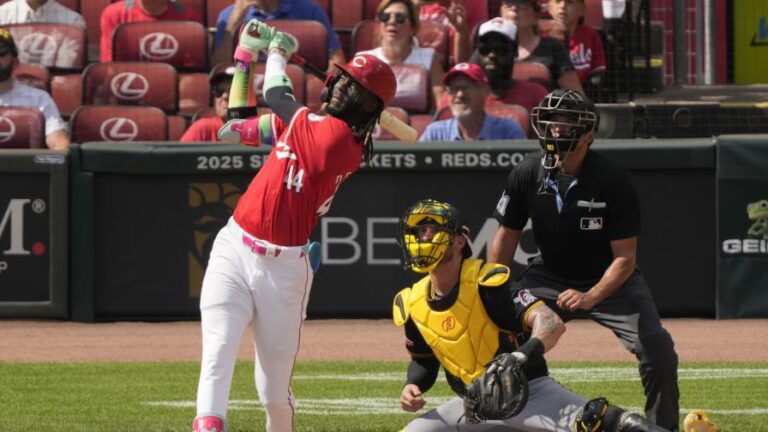 elly-de-la-cruz-hace-historia-en-cincinnati-con-cuadrangular-25-focus-min0.09-0.76-896-504