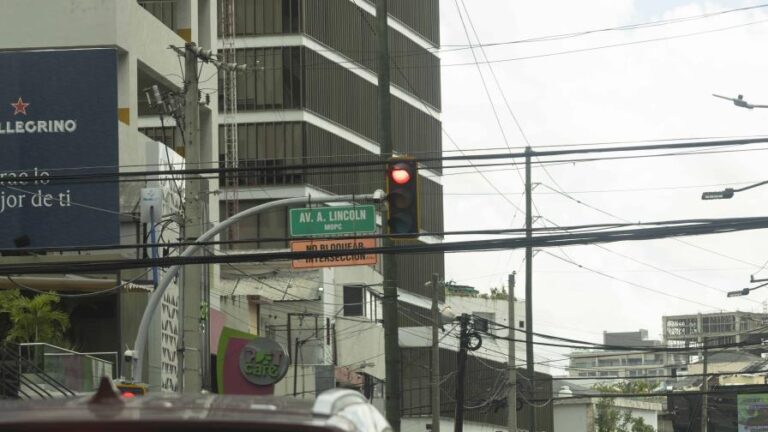 imagen-01092024-semaforos-funcionando-con-normalidad---joliver-brito02-focus-min0.08-0.1-896-504