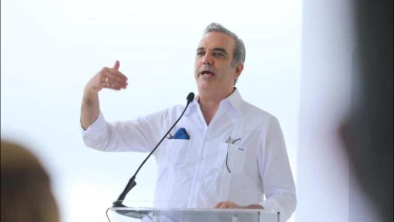 abinader-7c92e4ed-focus-0-0-895-573-focus-0-0-896-504