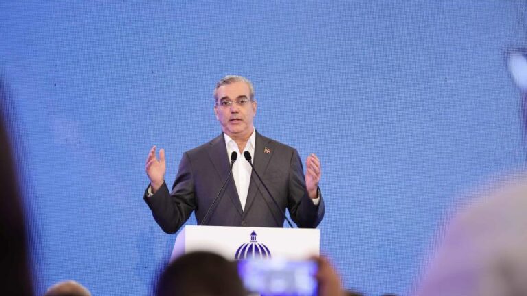 luis-abinader-prometio-eficientizar-el-gasto-focus-min0.17-0.38-896-504