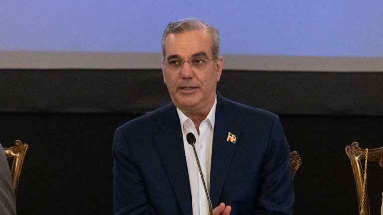 presidente-luis-abinader-mensaje-especial-en-vivo-focus-0.03-0.35-896-504