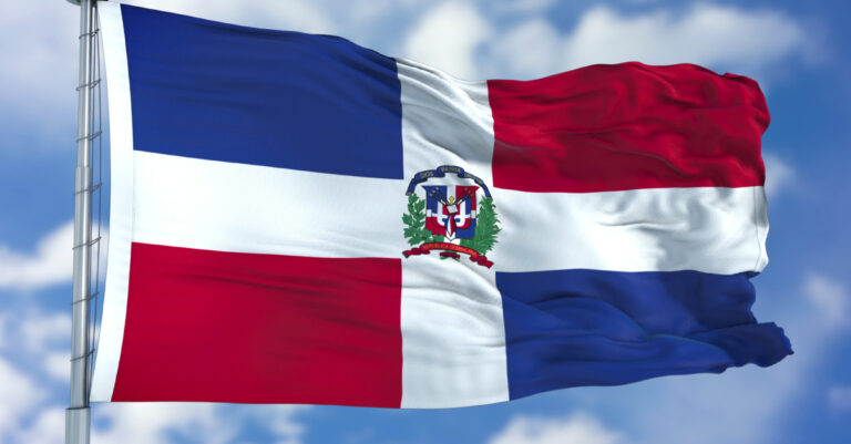 bandera_republica_dominicana_FB