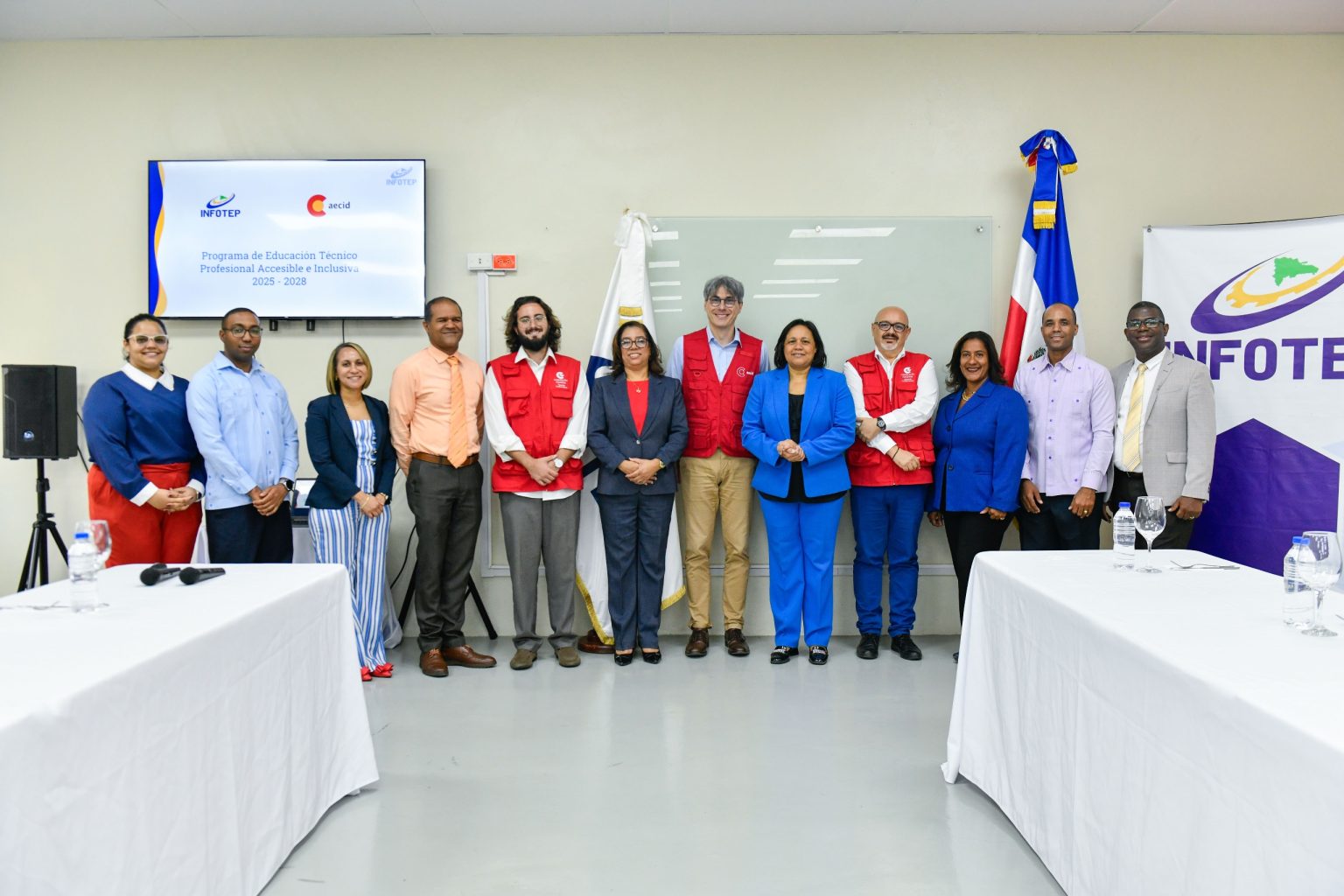 INFOTEP-y-AECI-desarrollaran-programa-de-Formacion-Inclusiva-en-RD-2-1536x1024