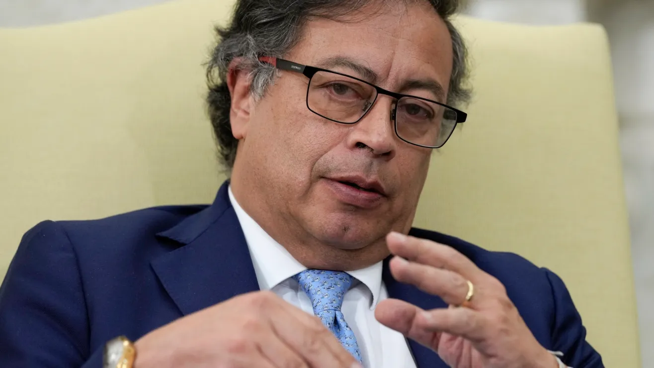 gustavo-petro-colombia