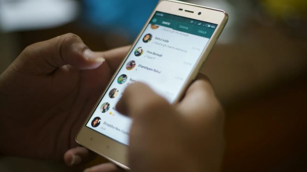 nueva-funcion-whatsapp-privacidad-chats_shutterstock_734316403