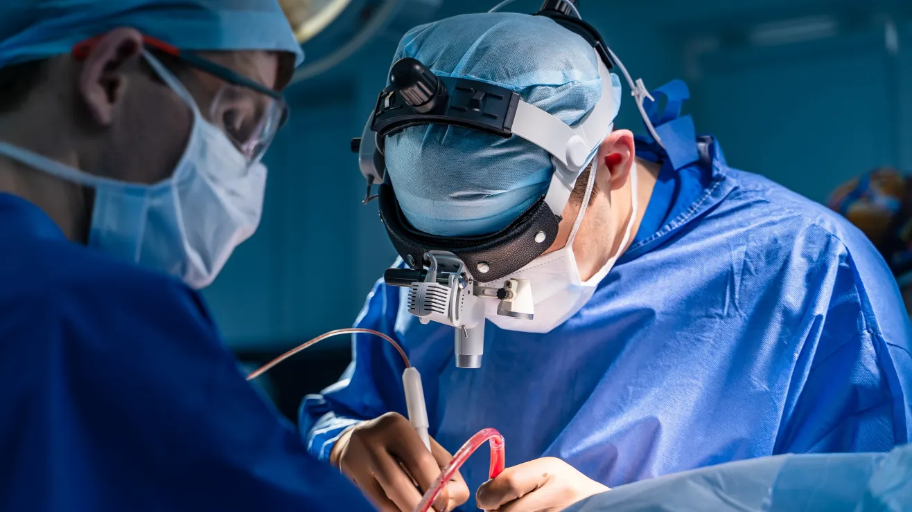 trasplante-de-vejiga-primero-del-mundo_shutterstock_2519040877