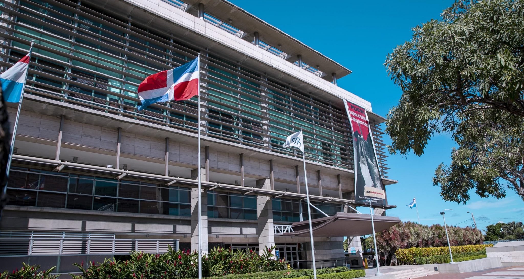 MG_3824-scaled-e1628789703910-2048x1090