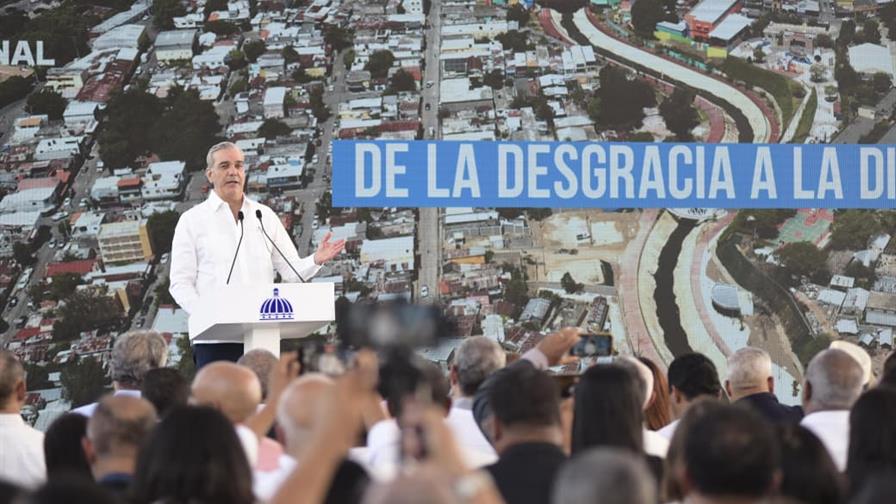 abinader-habla-en-la-semanal-sobre-3ra-etapa-del-arroyo-gurabo-075b4ea1-focus-0-0-896-504