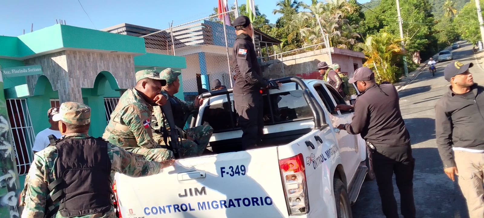 b58cfffd-be2e-49c6-bc82-117223ed8e16