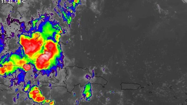 crop-w799-h533-clima-en-rd-aguaceros-continuaran-durante-este-lunes-1175f7d9-focus-0-0-896-504