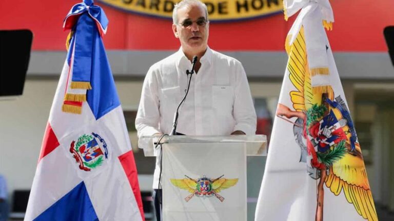 abinader-fuerzas-armadas-hoy-son-diferentes-a-las-de-hace-cinco-anos-5e9c443e-focus-0-0-896-504