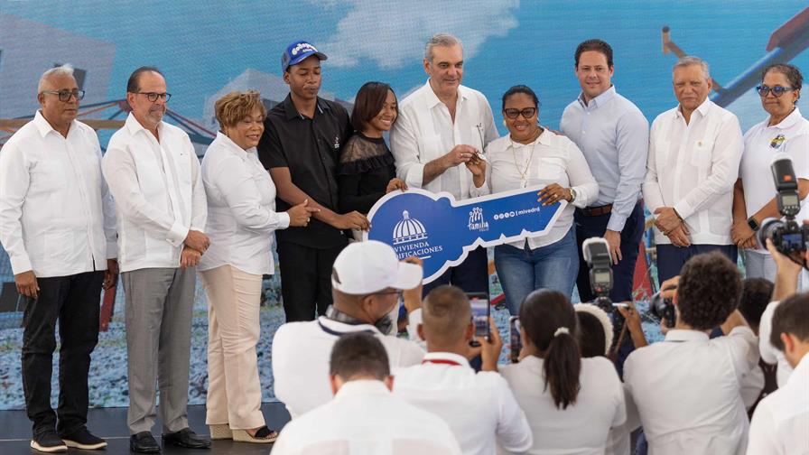 gobierno-entrega-95-apartamentos-en-la-guayiga-65c82448-focus-0-0-896-504