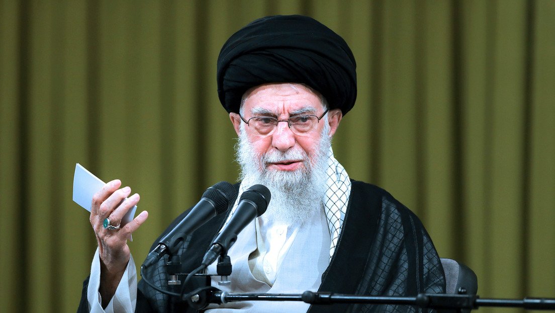 Duro-mensaje-del-lider-supremo-de-Iran-contra-los-agentes-extranjeros