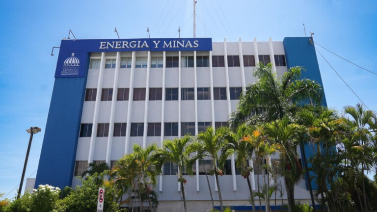 Ministerio-de-Energia-y-Minas-aclara-estatus-del-proyecto-de-exploracion-en-la-cordillera-Septentrional-Agregar-a-atajos-Default