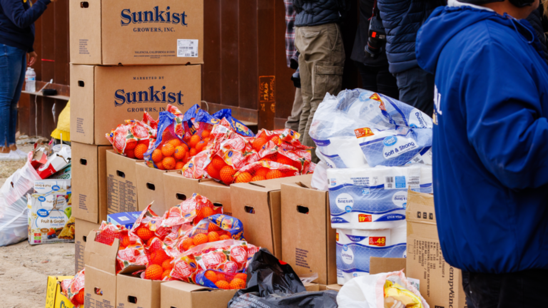 comida-gratis-florida_shutterstock_2331408489