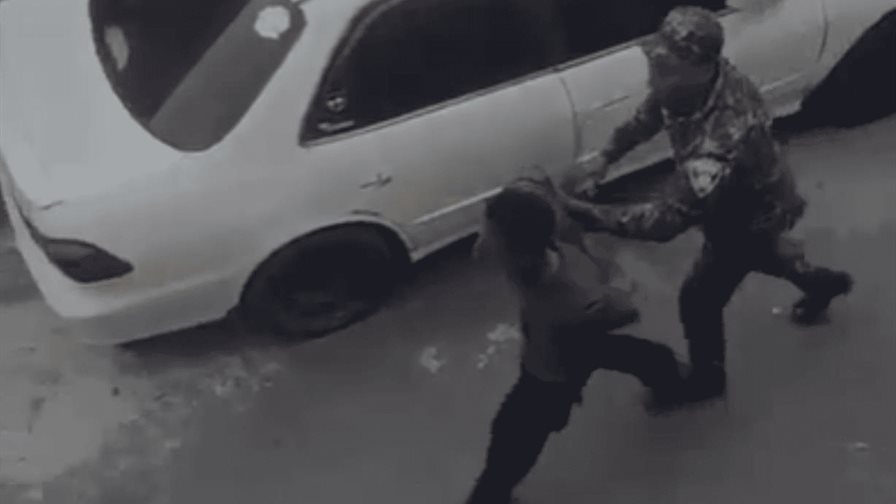 crop-w394-h263-vecino-golpea-hasta-matar-a-hombre-que-salia-a-caminar-bc0fa97d-focus-0.23-min0.02-896-504