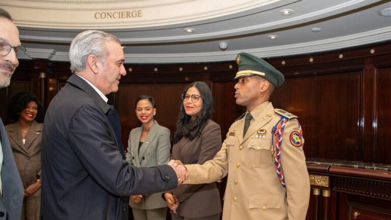 agenda-de-luis-abinader-en-francia-d5690a05-focus-min0.43-0.33-896-504