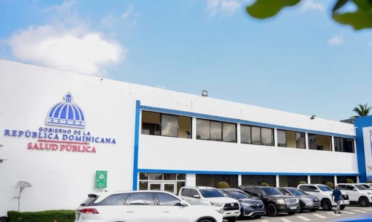 Ministerio-de-Salud-reporta-reduccion-significativa-de-malaria-en-el-pais-905x540