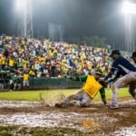Baseball_players_playing_during_…_20261027140617